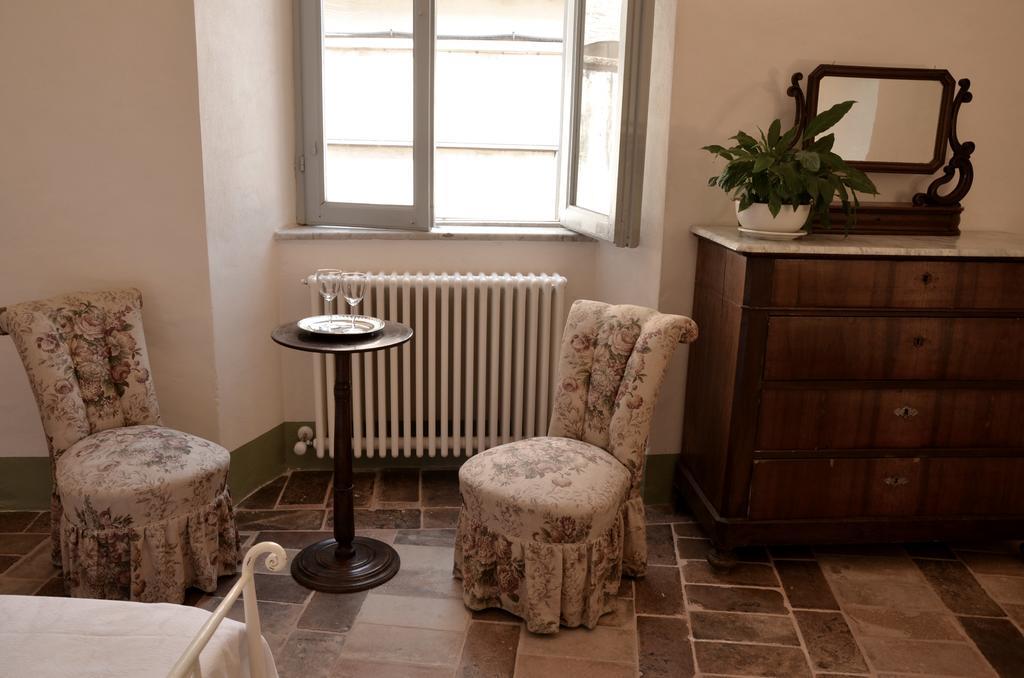 B&B Antica Biblioteca Fermo Quarto foto